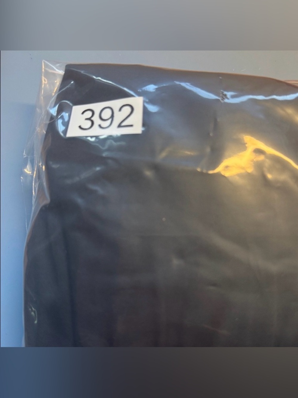 Alice + Olivia Hartley Gathered Midi Dress/ Size 0 - Picture 10 of 10